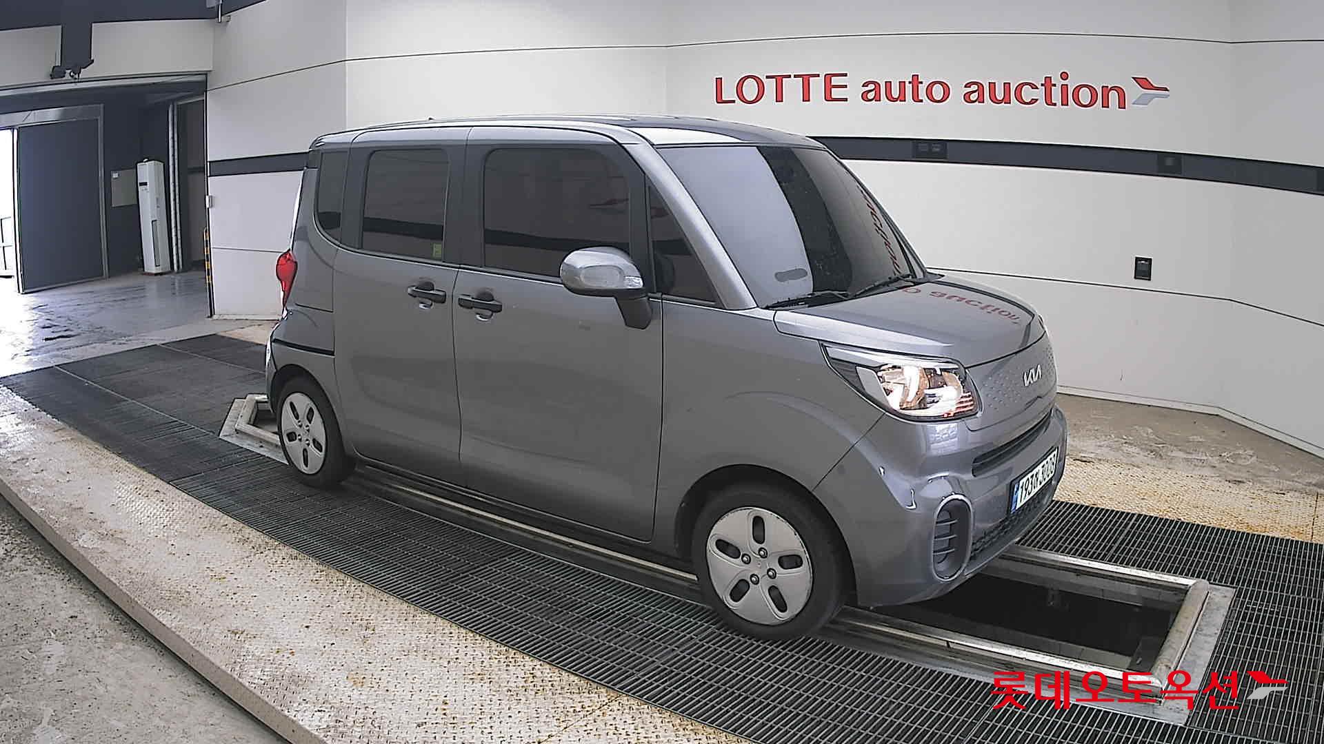 2022 - kia ray