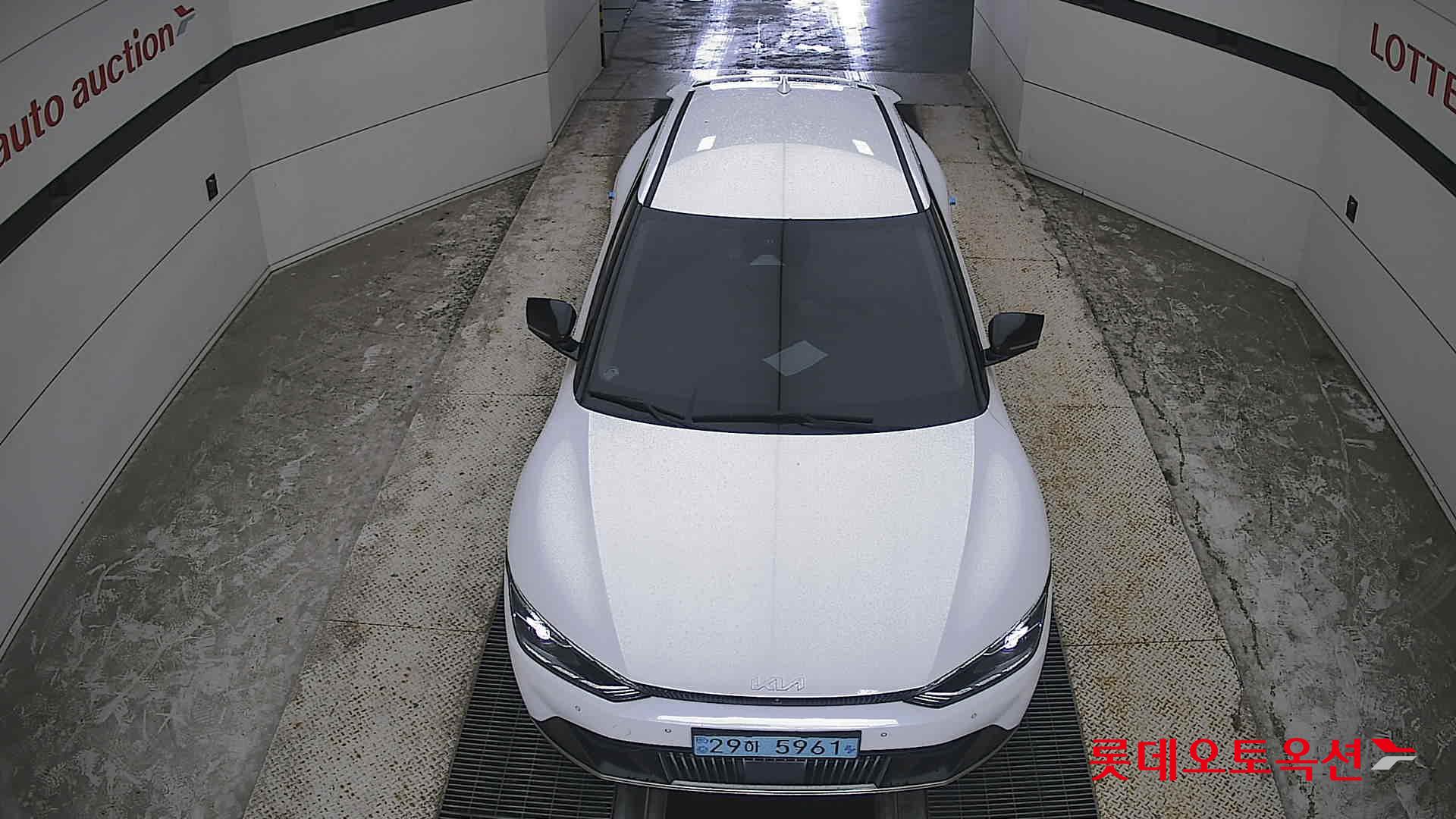 2022 - kia ev6