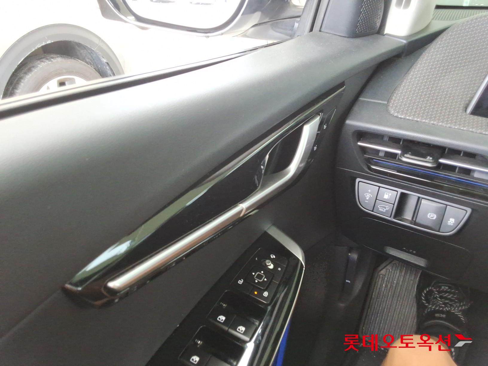 2022 - kia ev6
