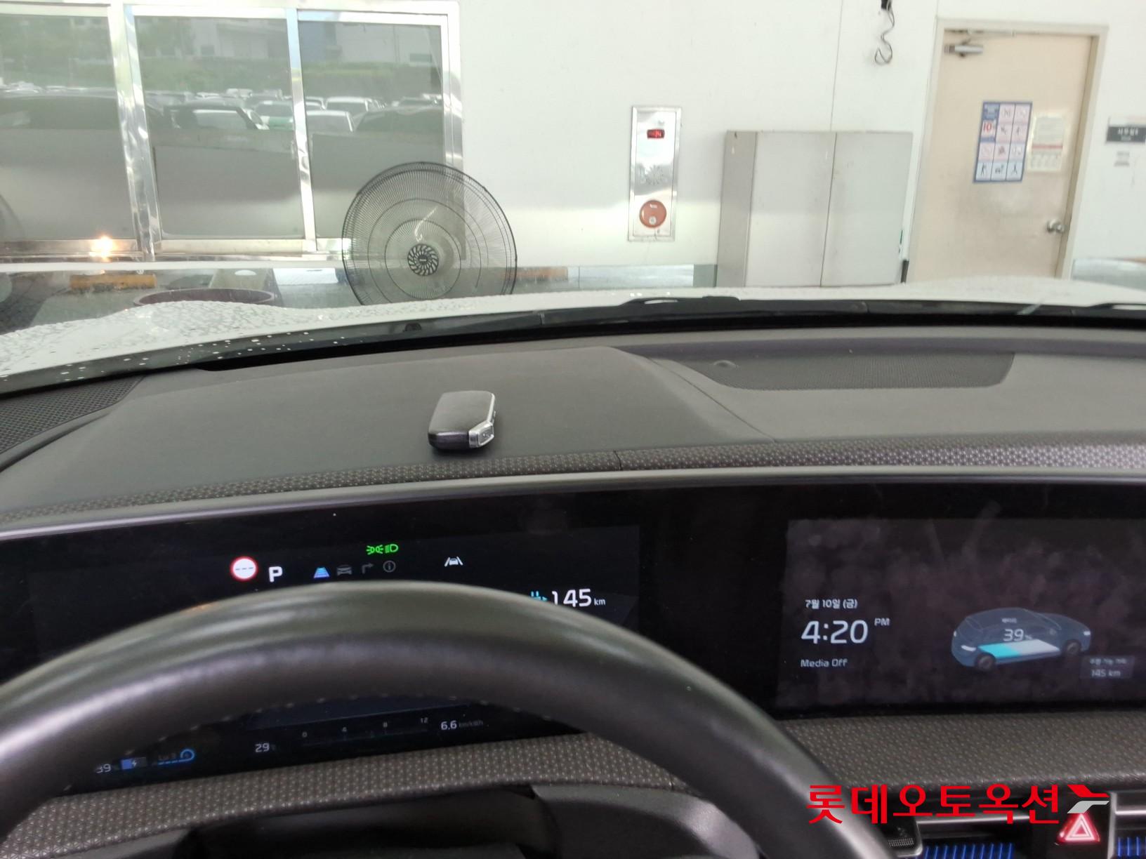 2022 - kia ev6