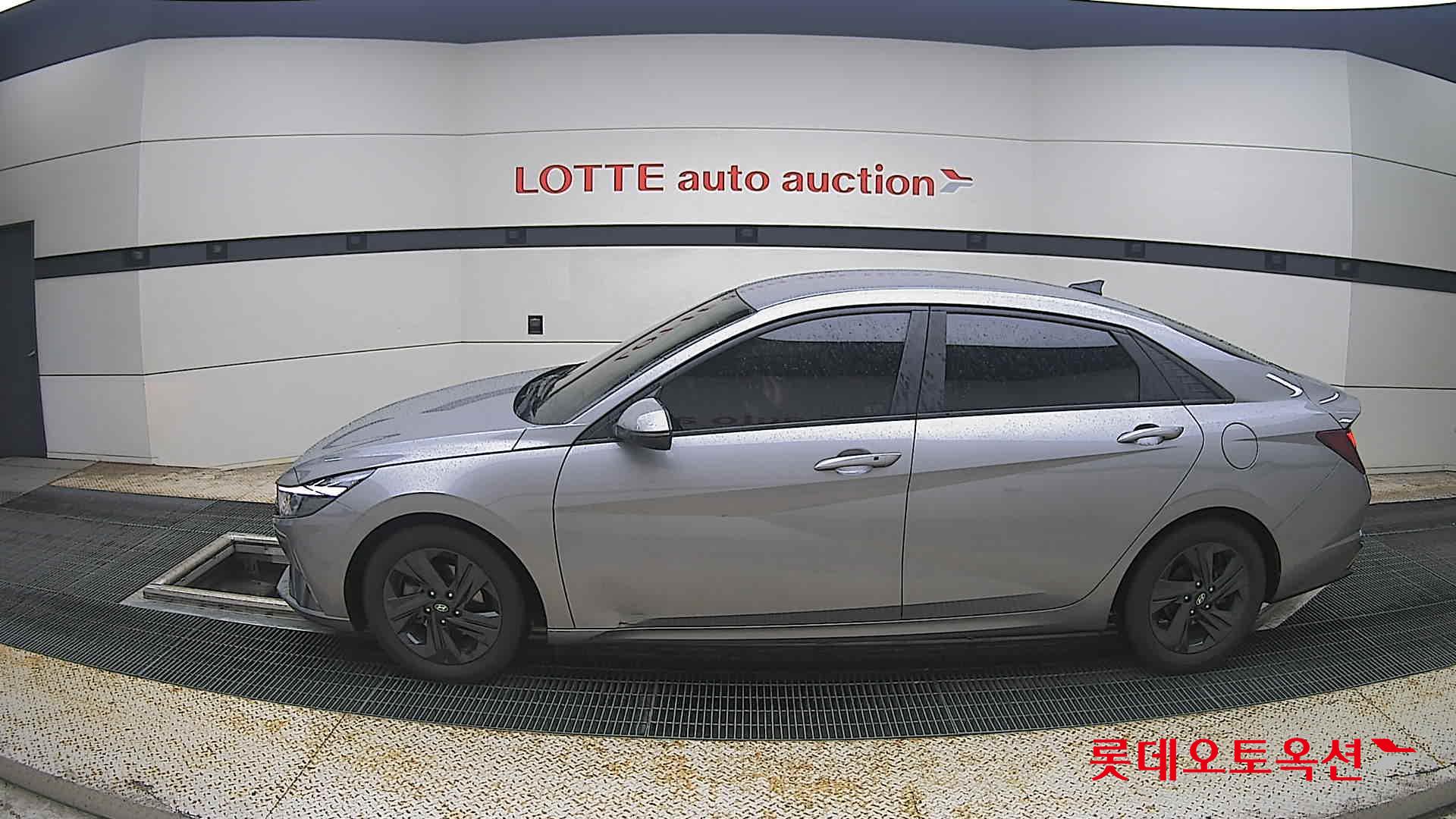 2021 - hyundai avante