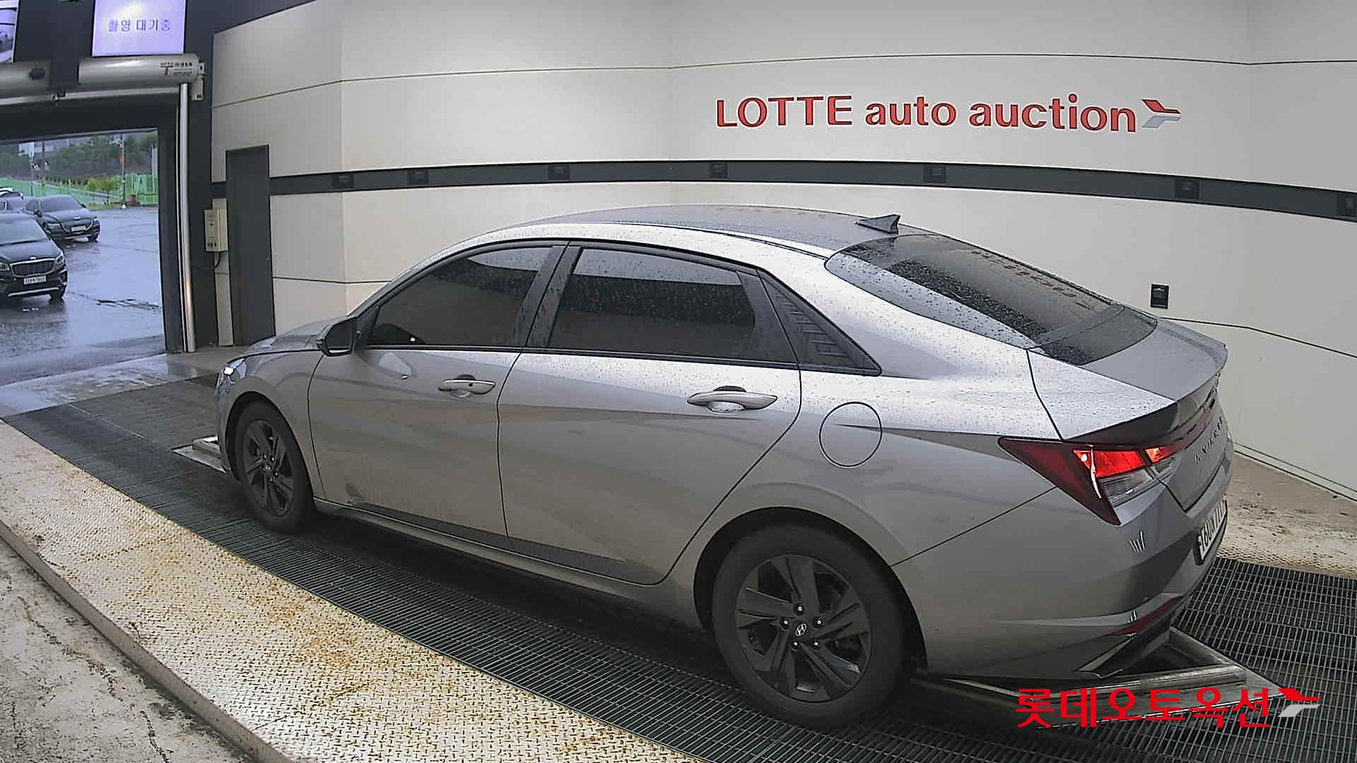 2021 - hyundai avante