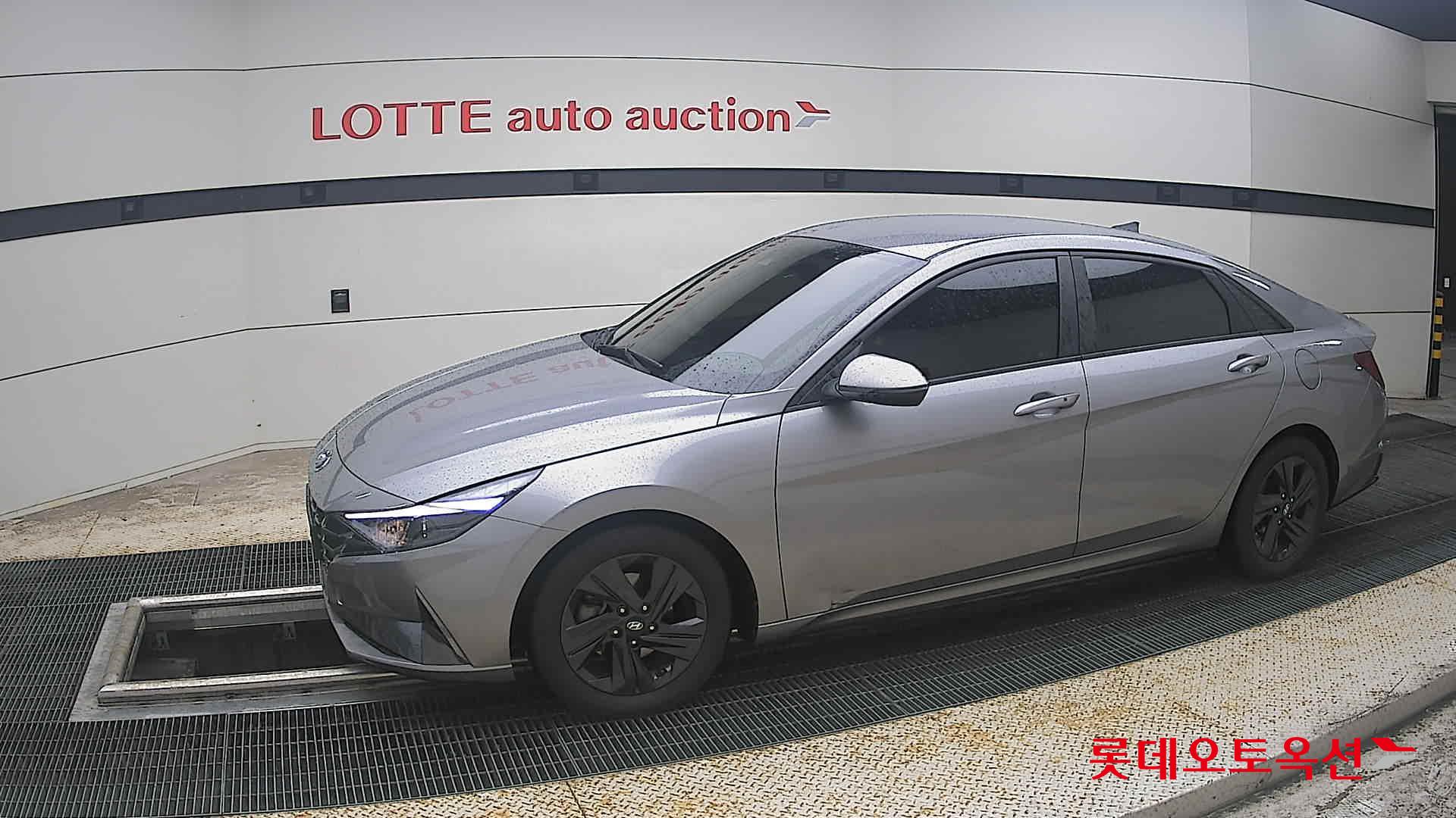 2021 - hyundai avante