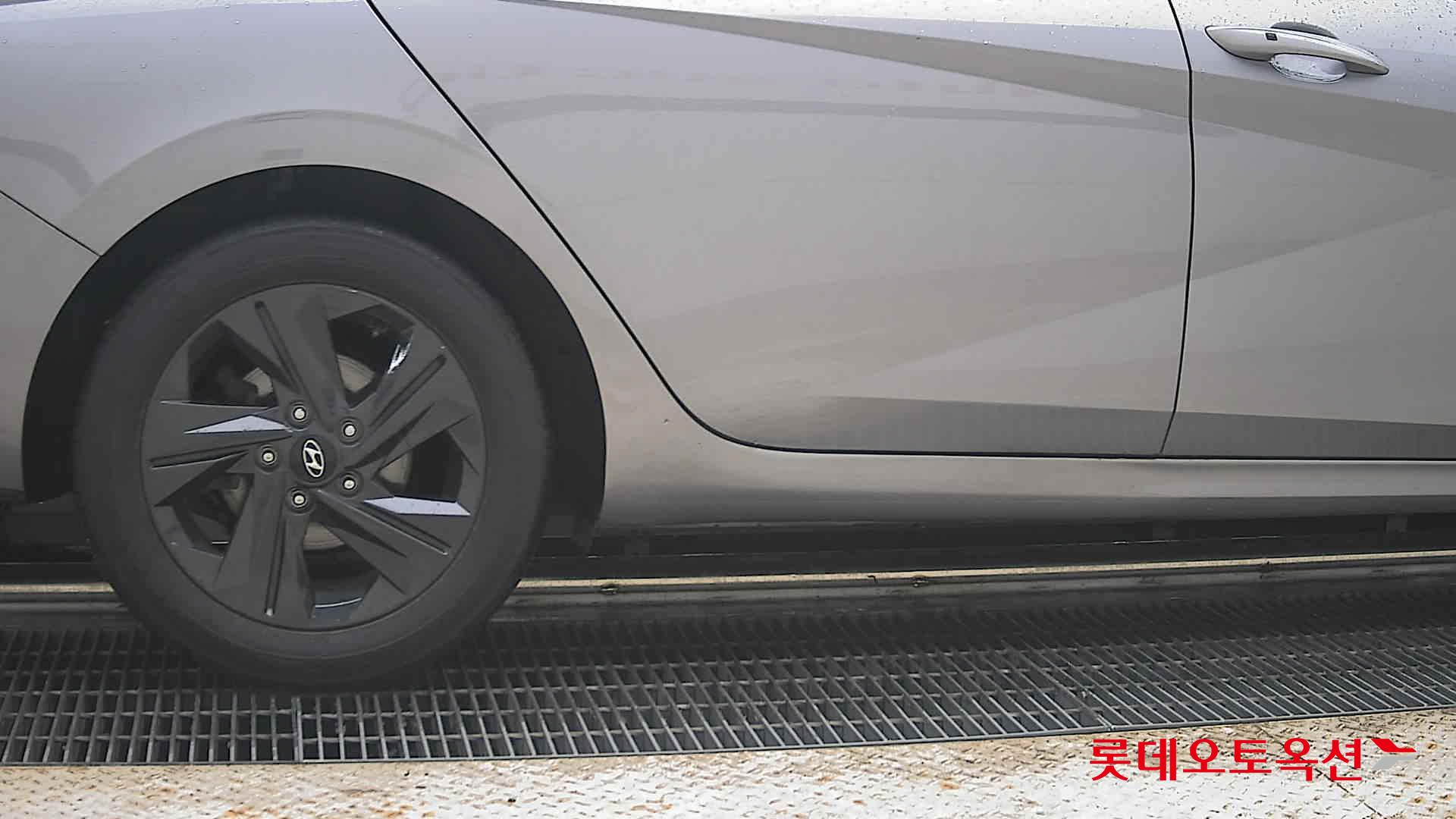 2021 - hyundai avante