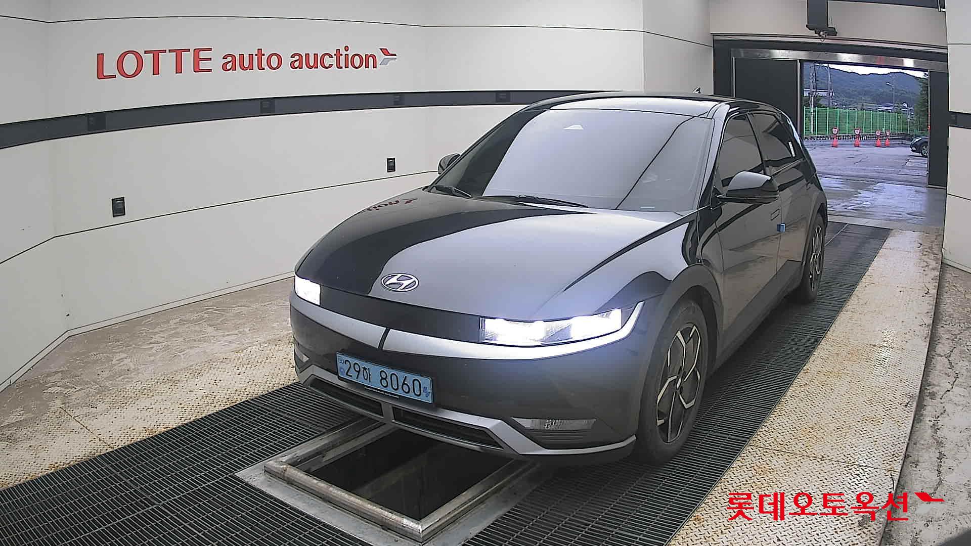 2022 - hyundai ioniq
