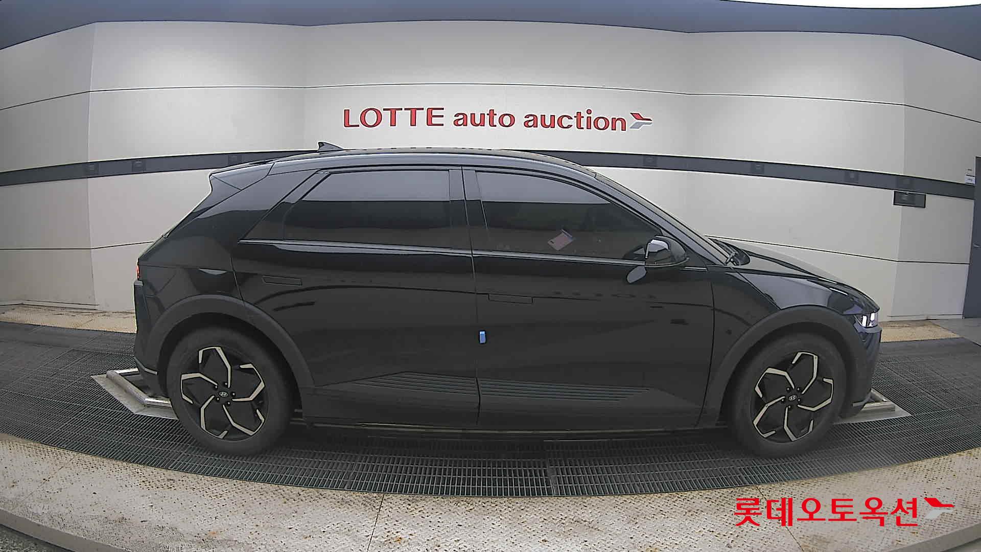 2022 - hyundai ioniq