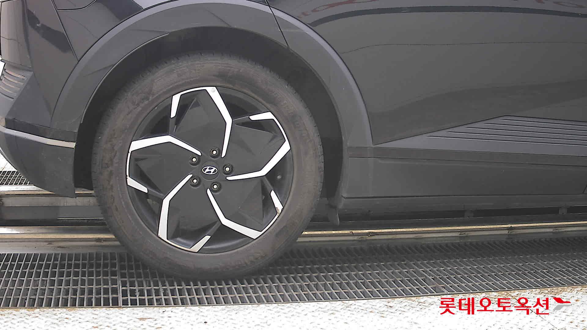2022 - hyundai ioniq