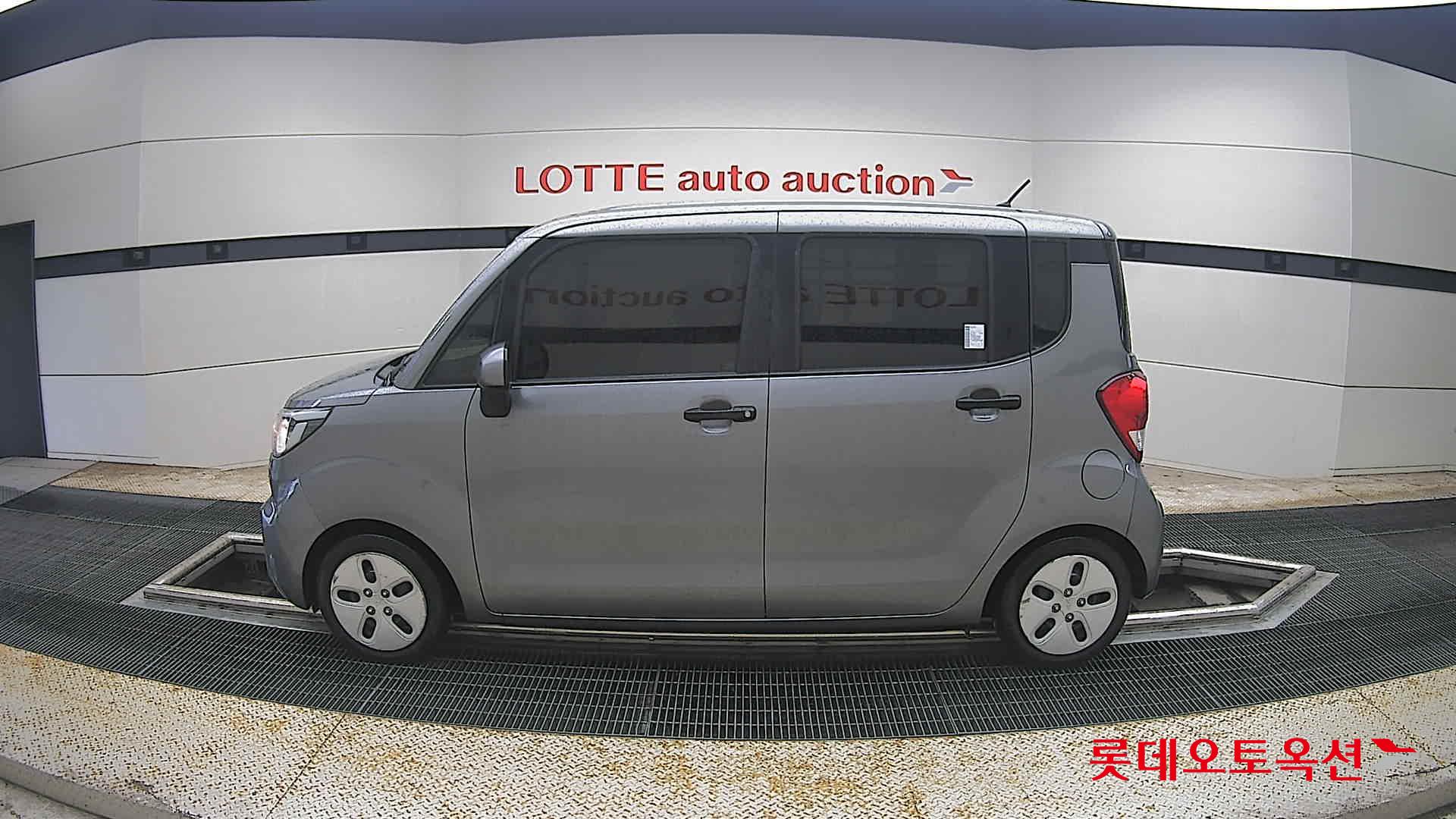 2022 - kia ray