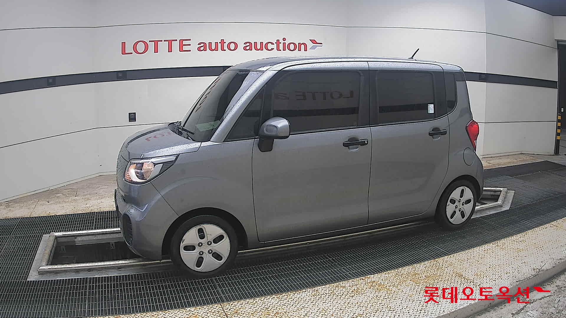 2022 - kia ray