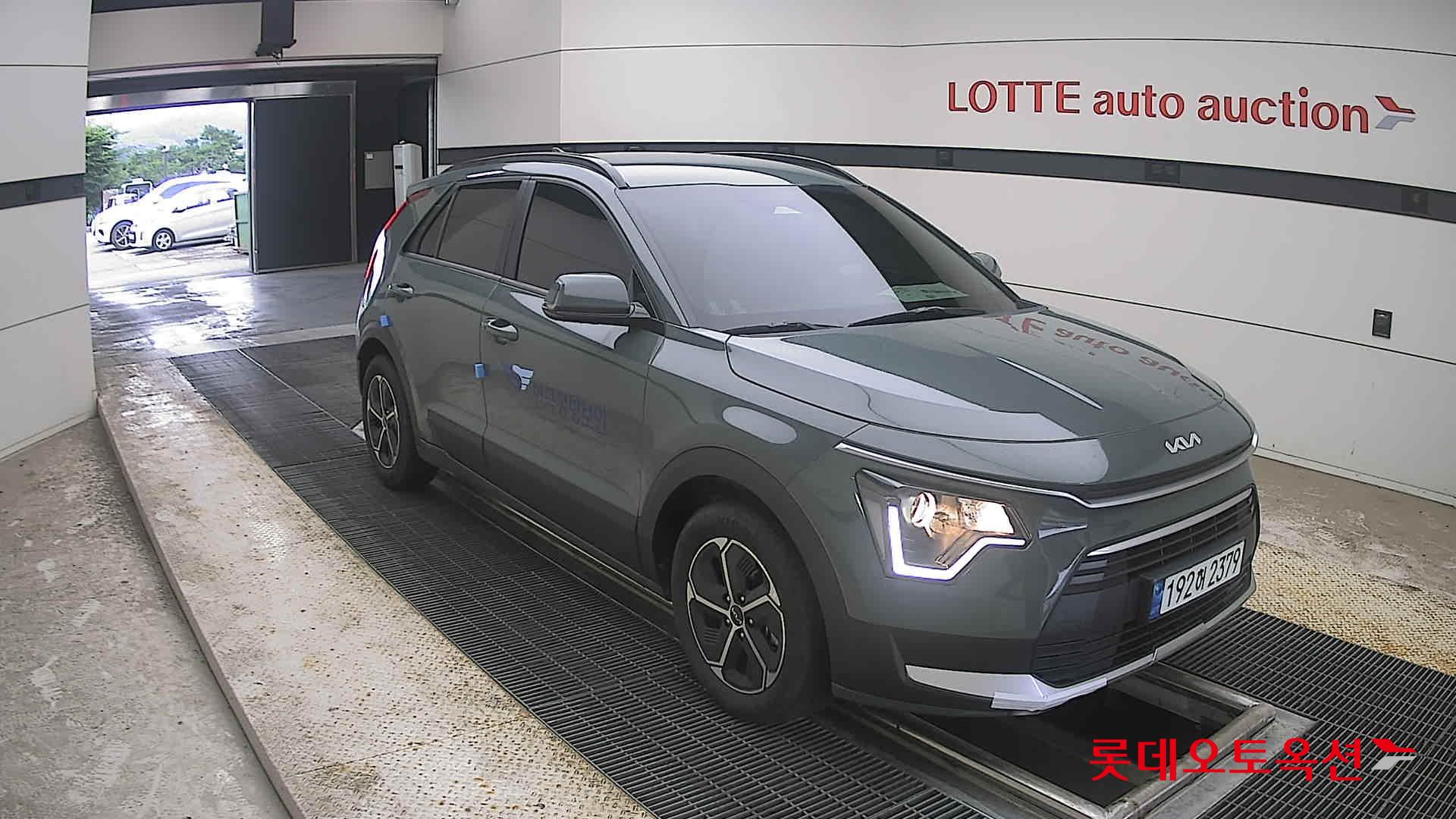 2023 - kia niro