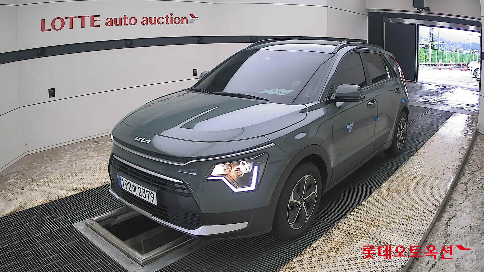 2023 - kia niro