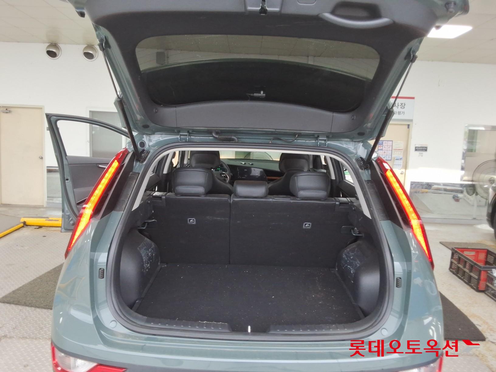 2023 - kia niro