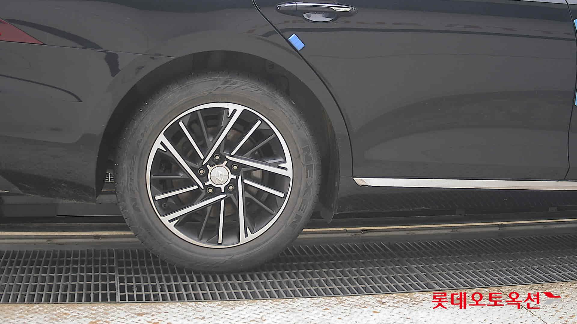 2020 - hyundai grandeur