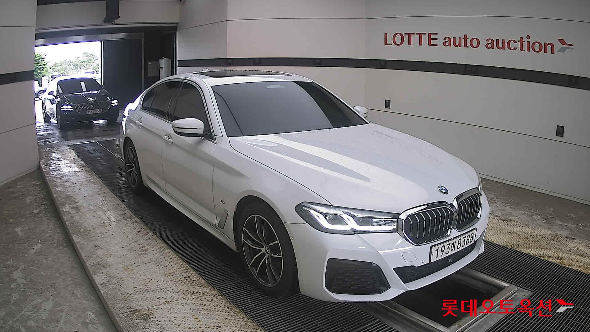2022 - bmw 523d