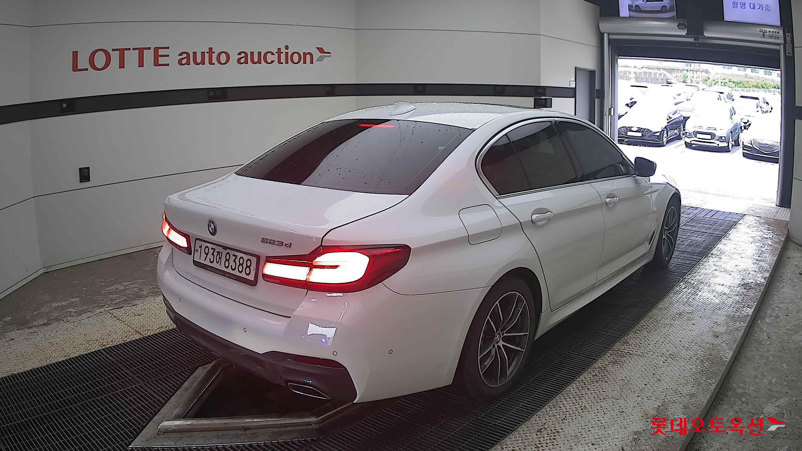2022 - bmw 523d