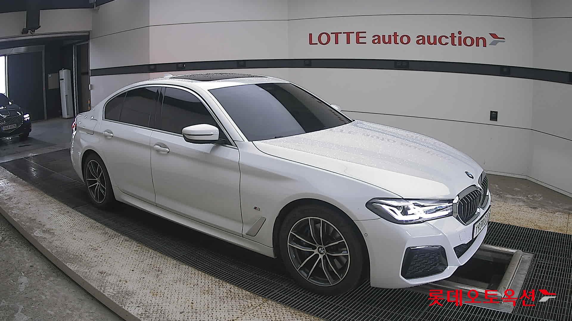 2022 - bmw 523d