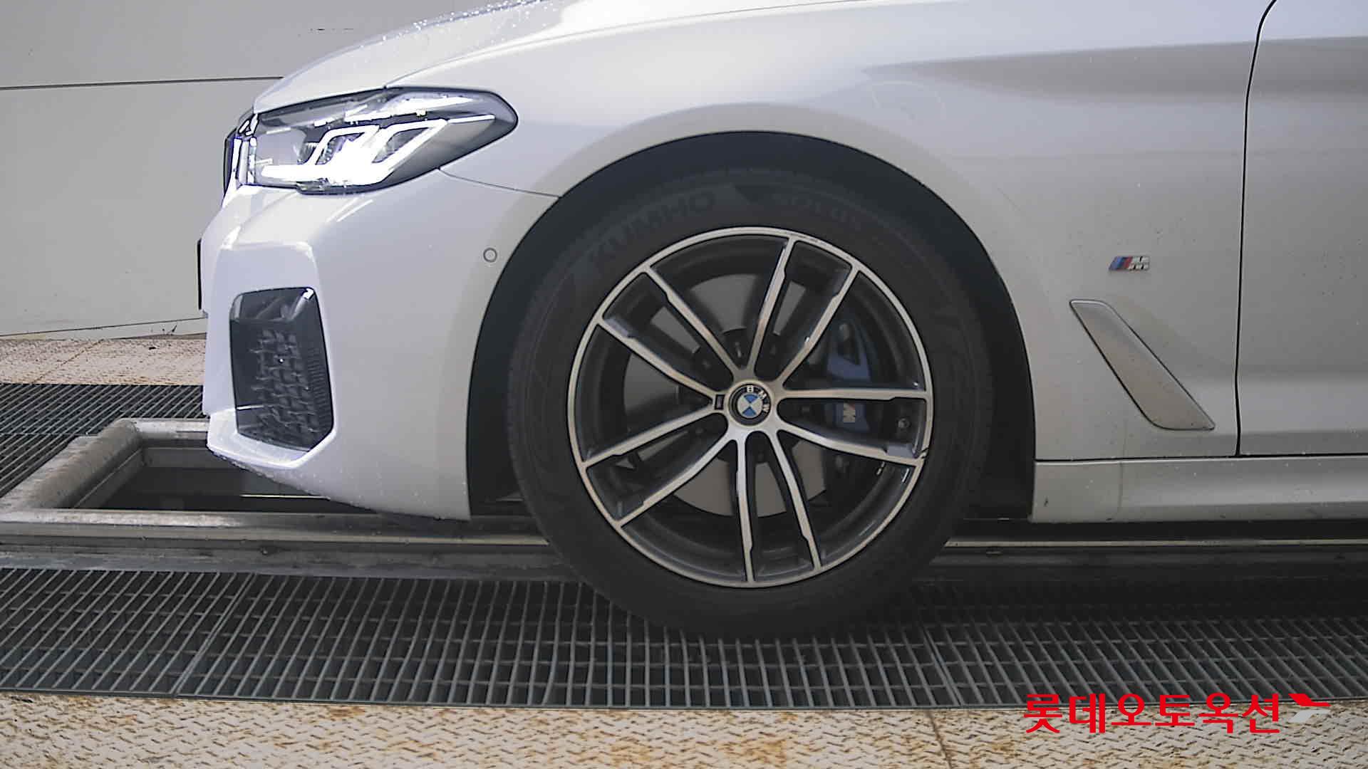 2022 - bmw 523d