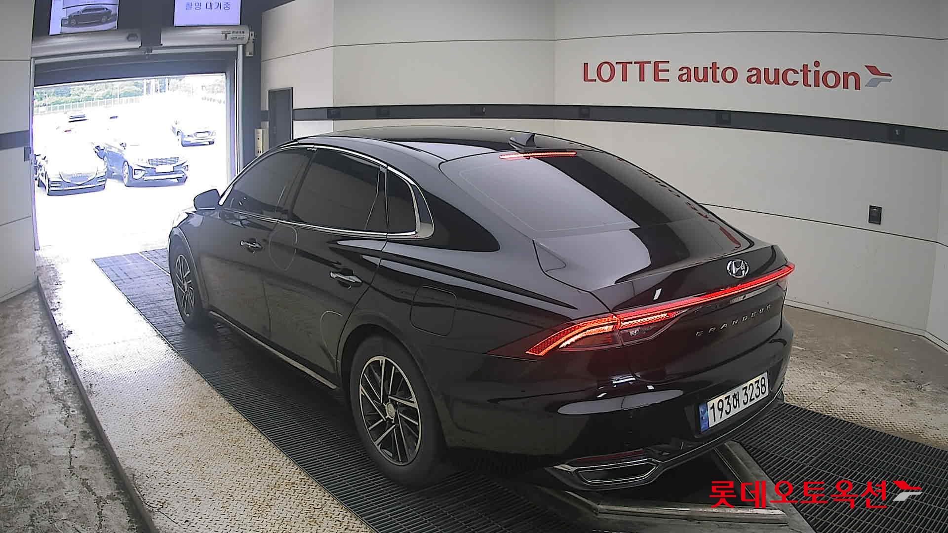 2022 - hyundai grandeur