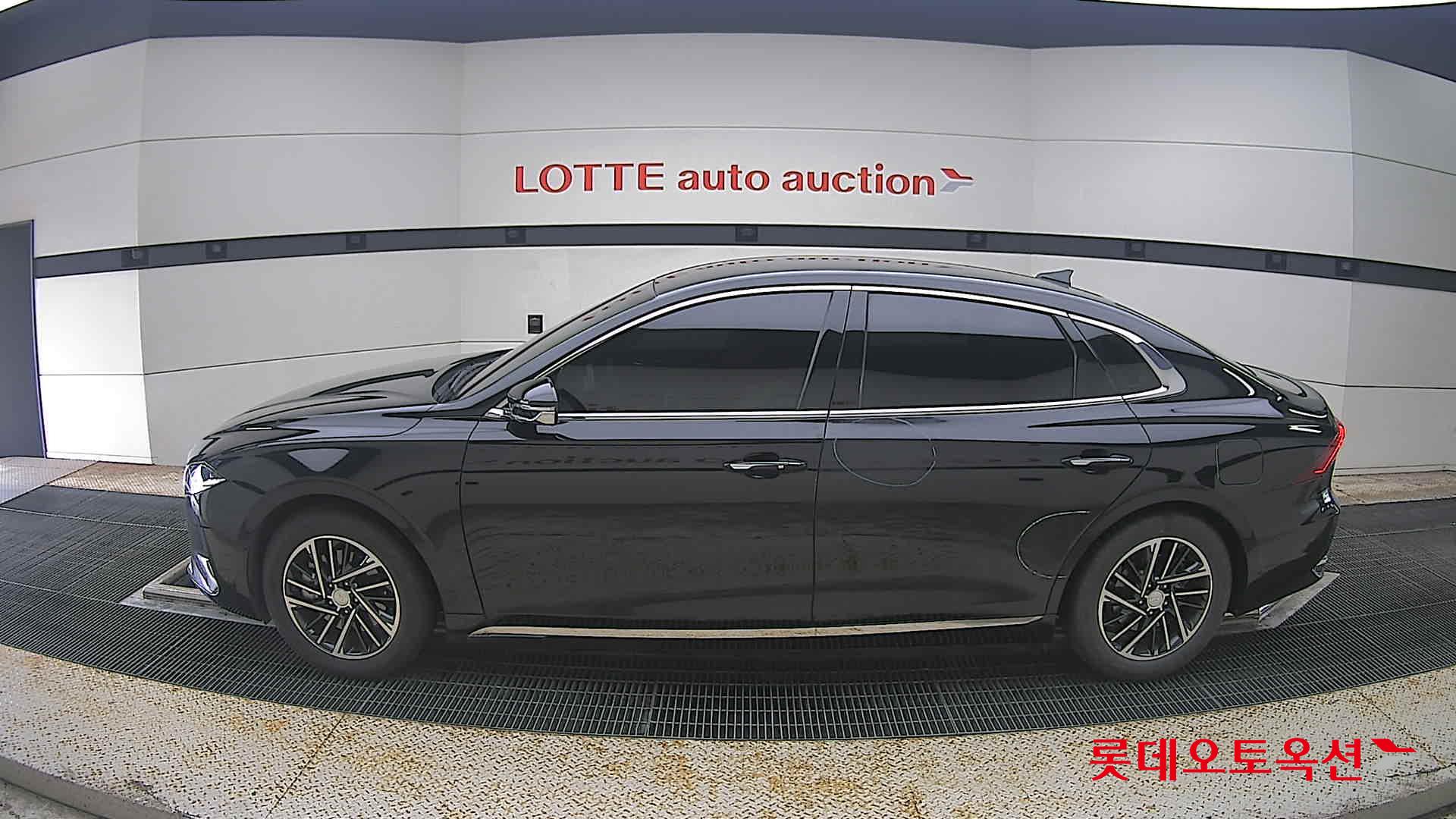 2022 - hyundai grandeur