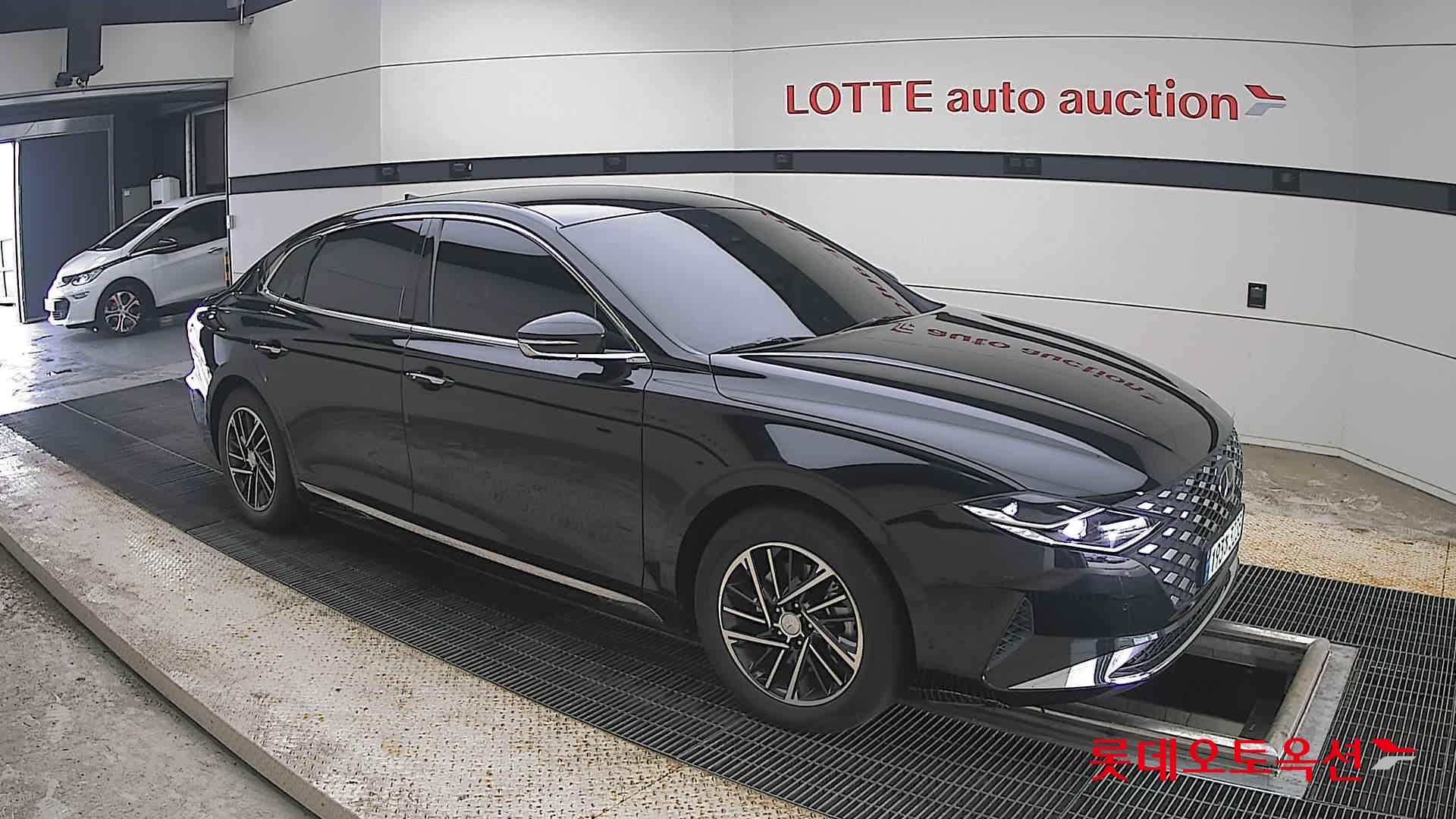 2022 - hyundai grandeur