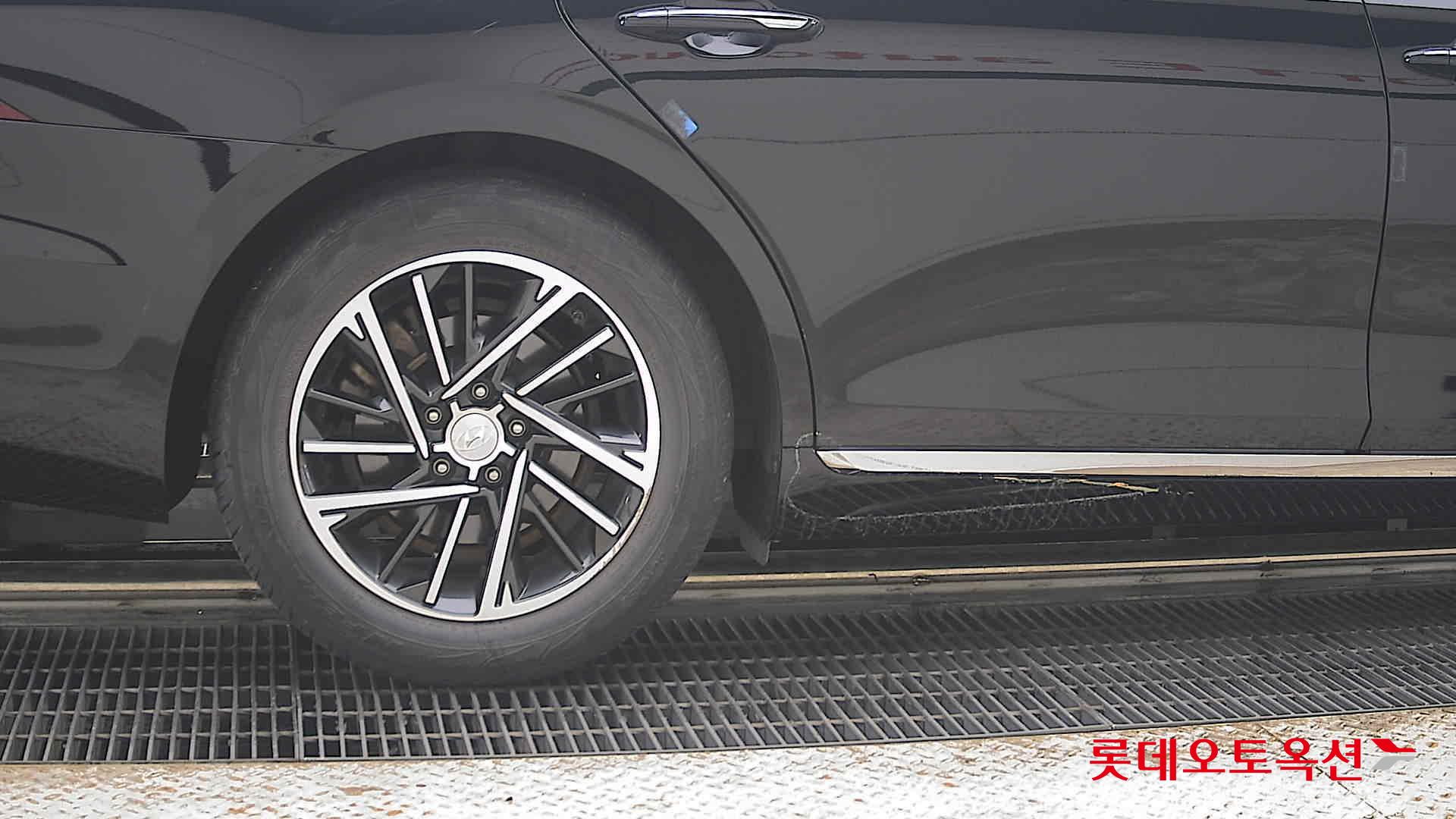 2022 - hyundai grandeur