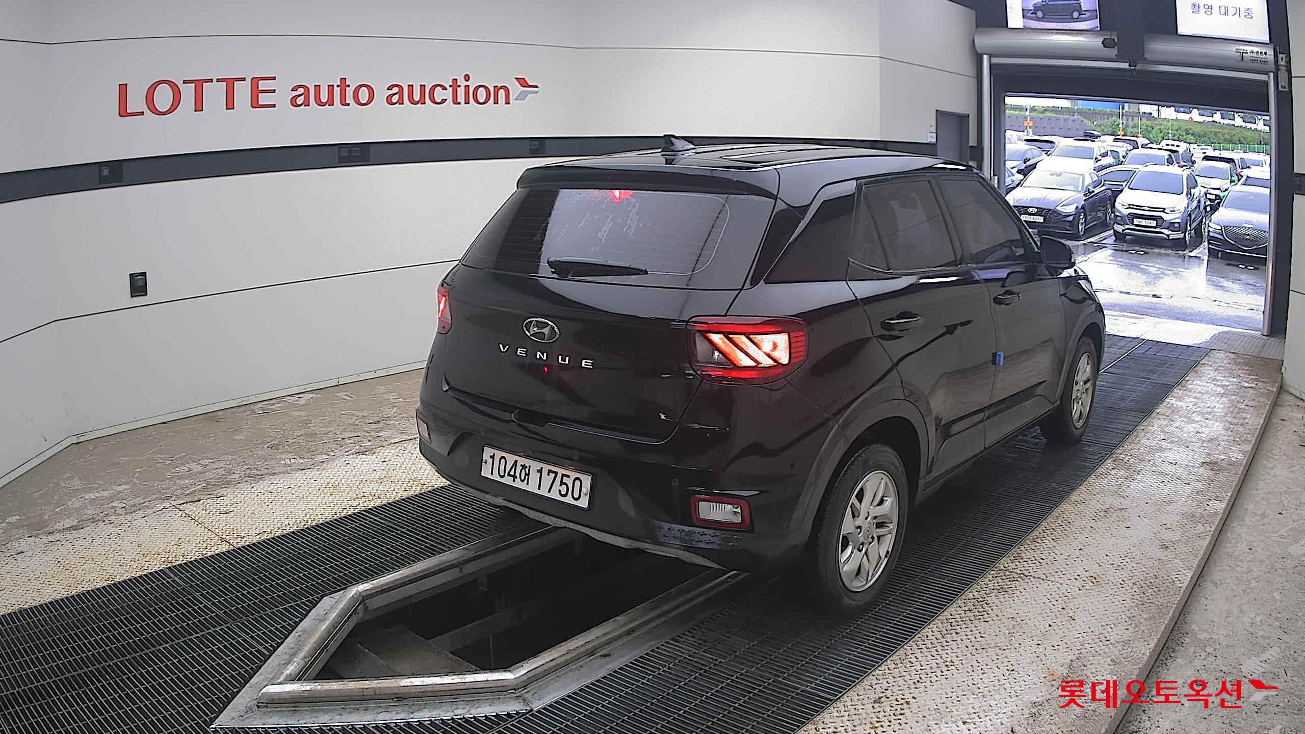 2020 - hyundai venue