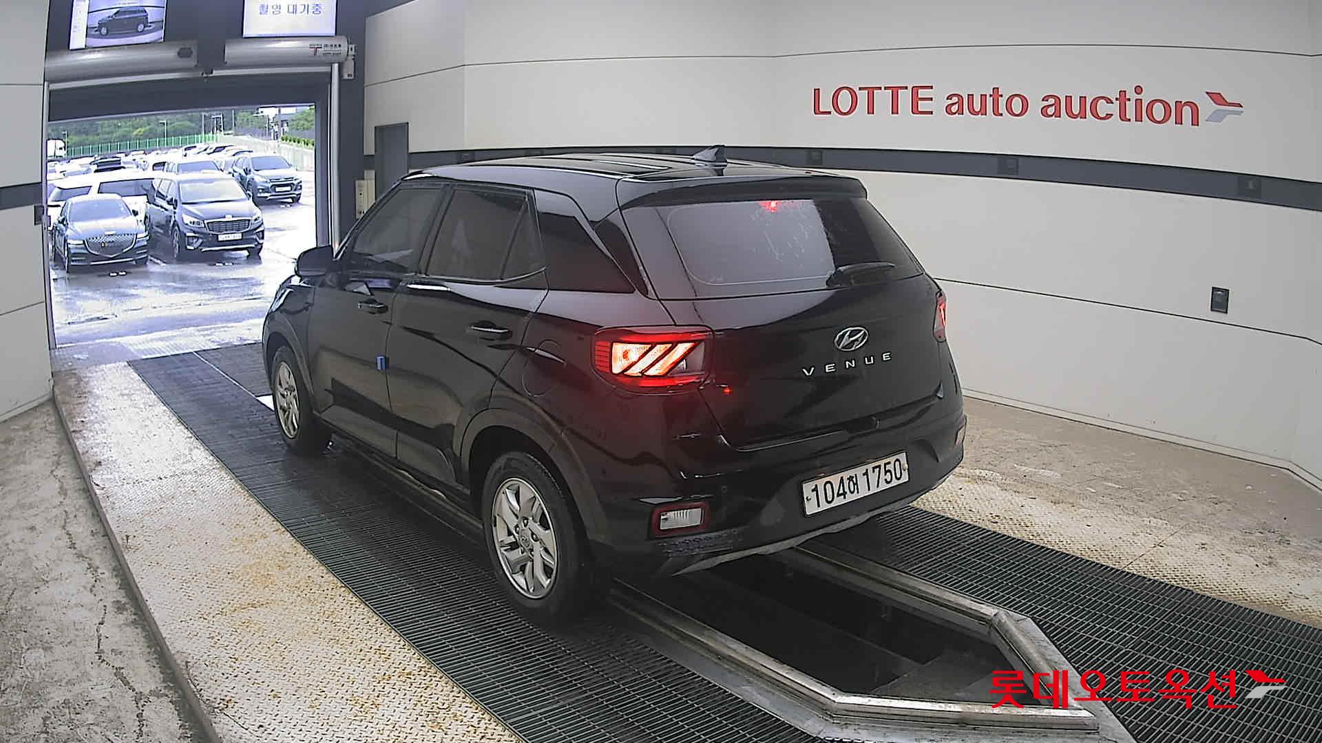 2020 - hyundai venue