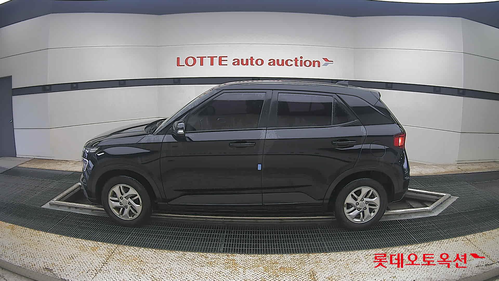 2020 - hyundai venue