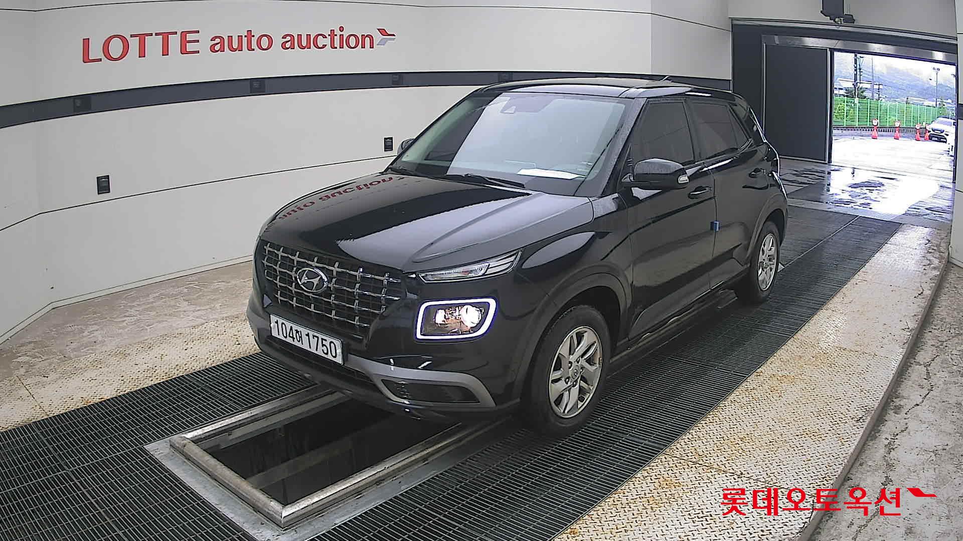2020 - hyundai venue
