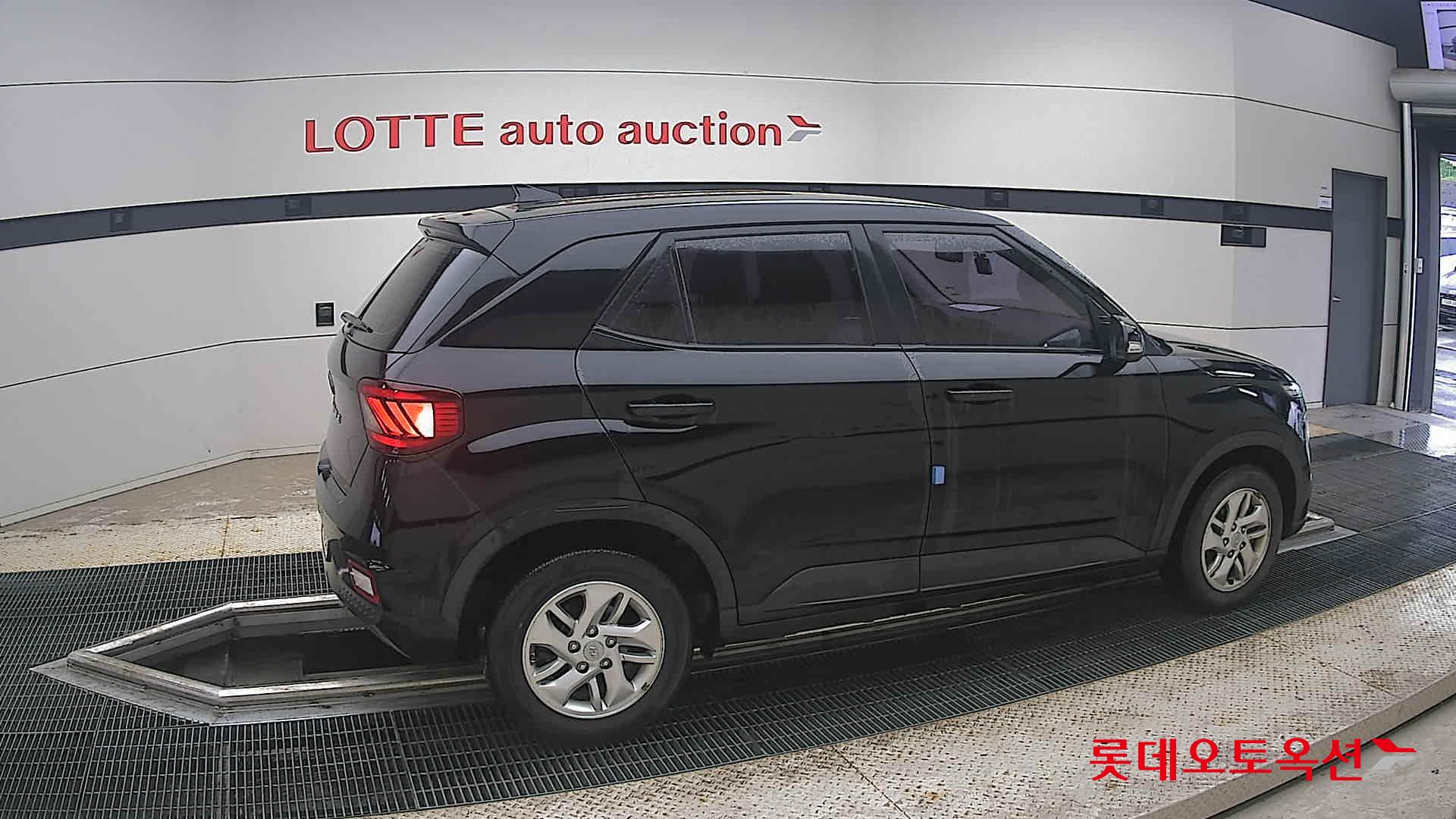 2020 - hyundai venue