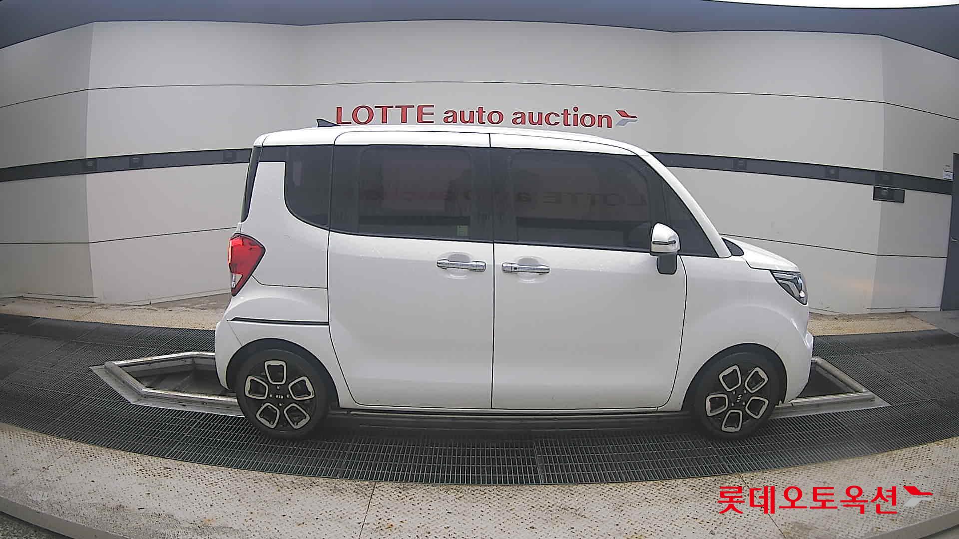 2021 - kia ray