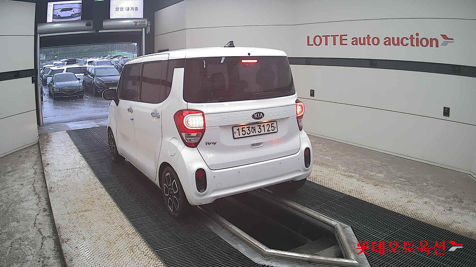 2021 - kia ray