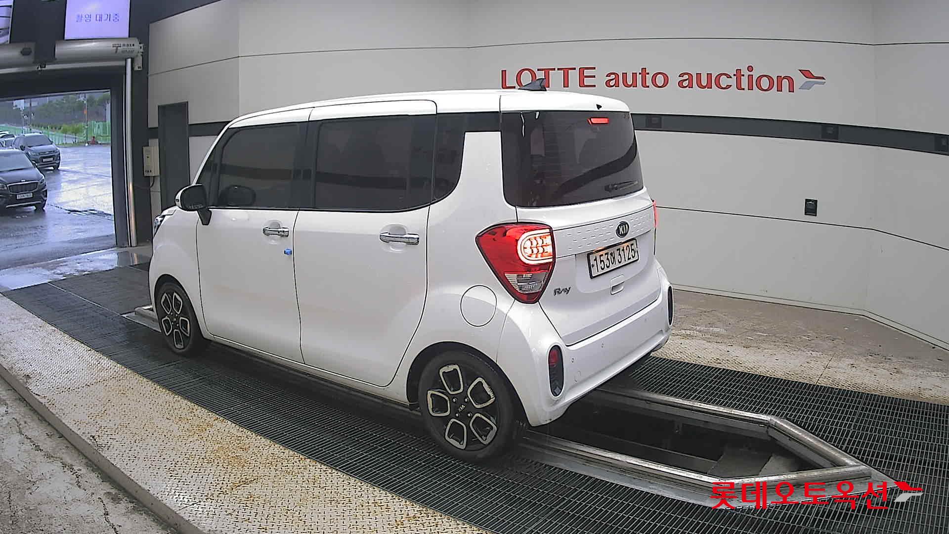 2021 - kia ray