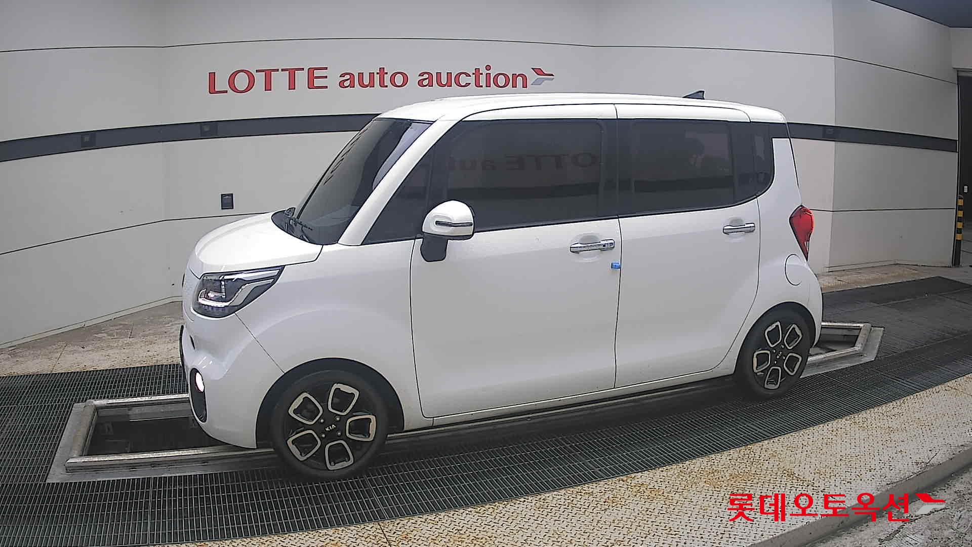 2021 - kia ray