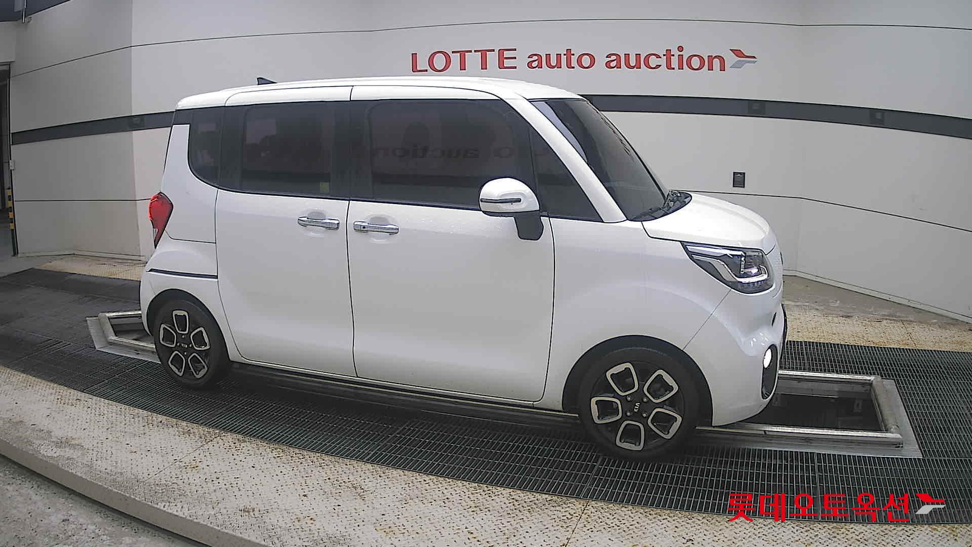 2021 - kia ray