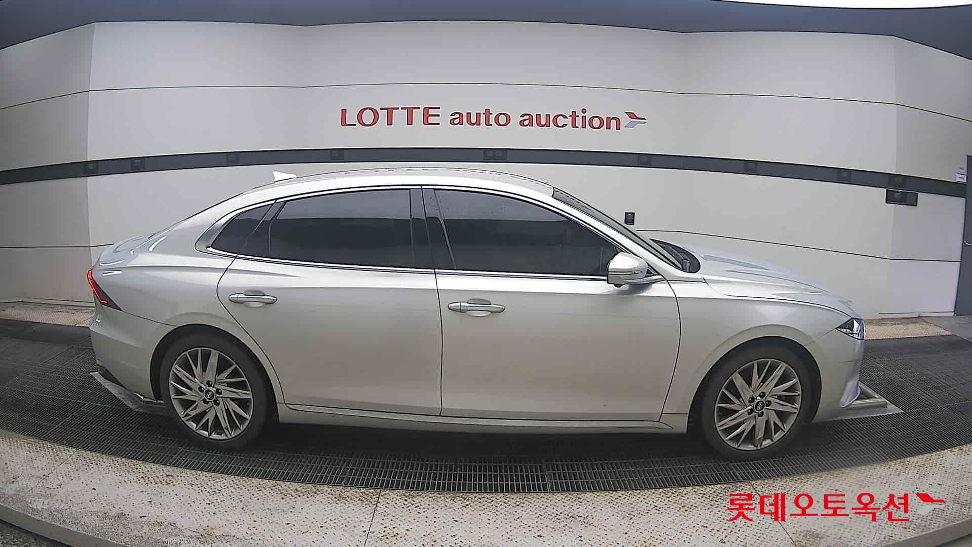 2021 - hyundai grandeur
