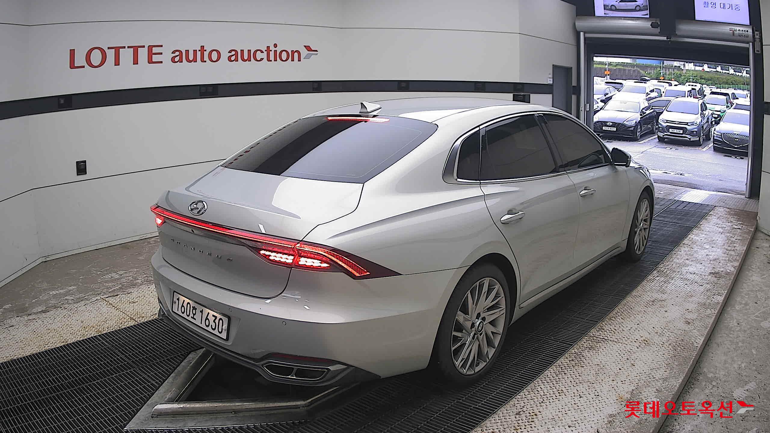2021 - hyundai grandeur