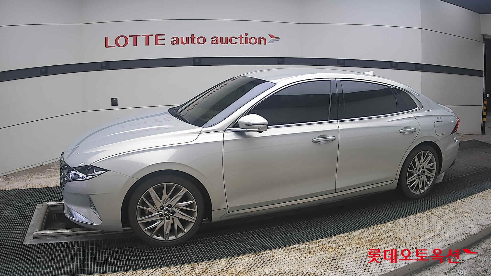 2021 - hyundai grandeur