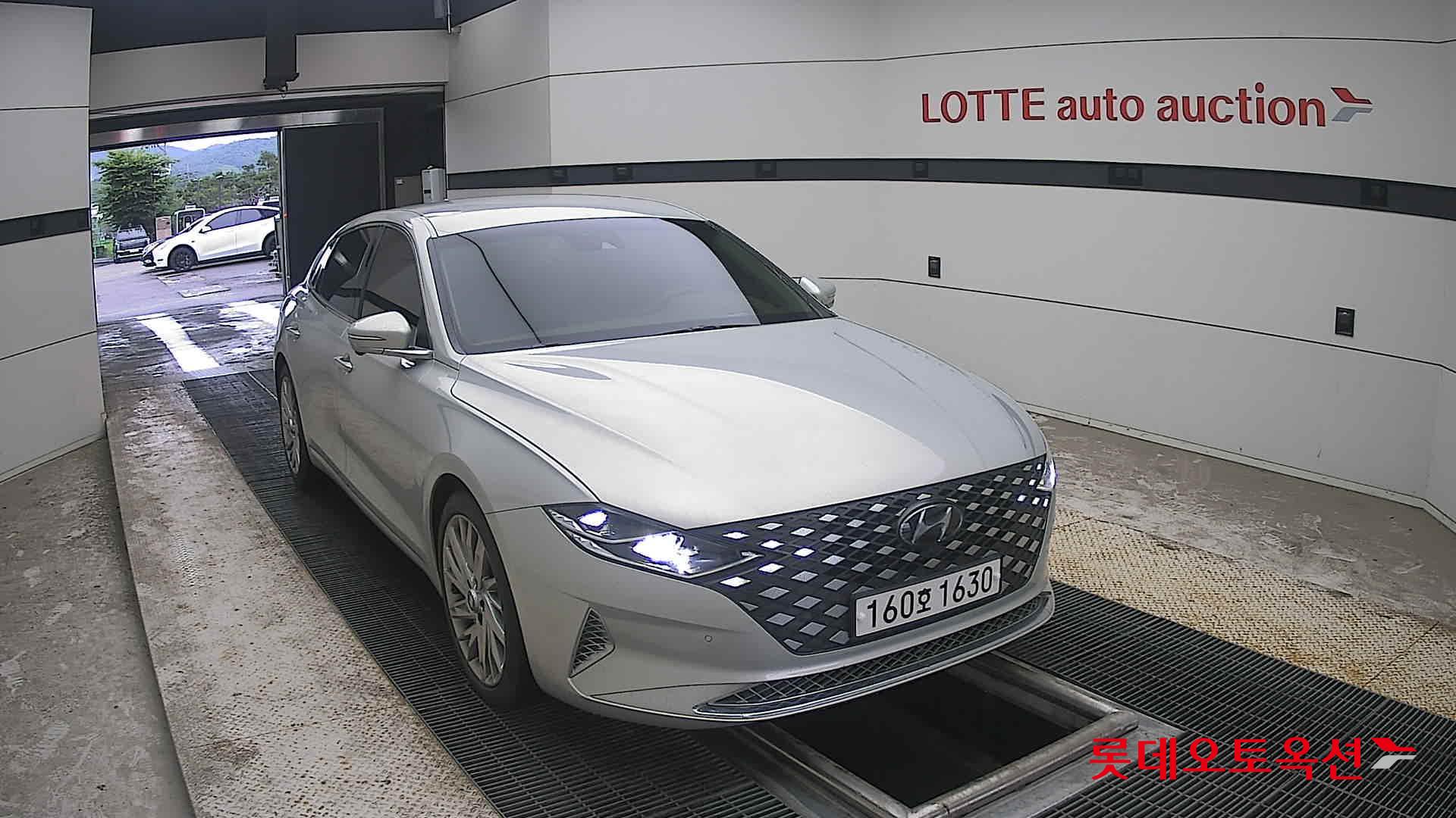 2021 - hyundai grandeur