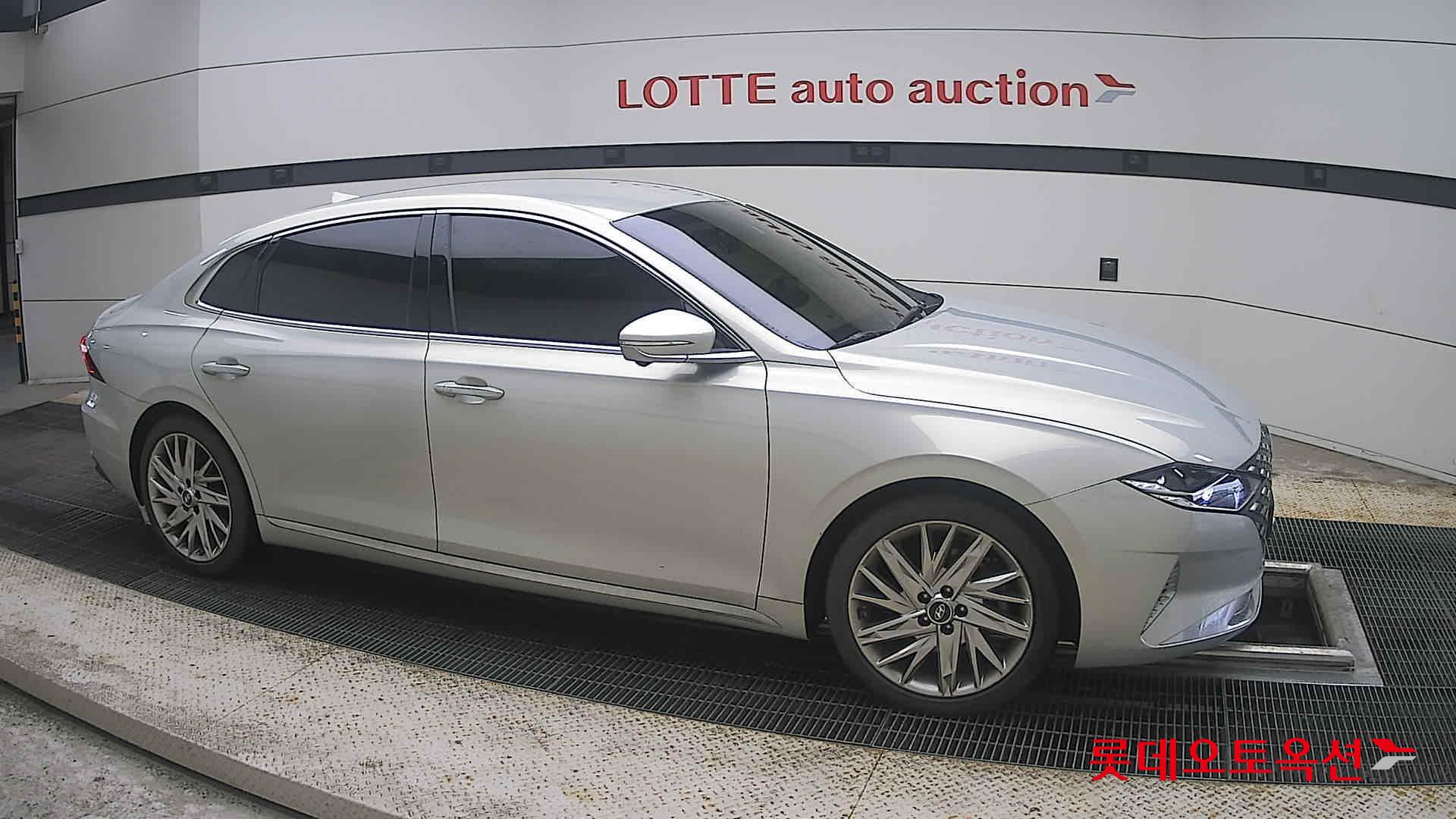 2021 - hyundai grandeur