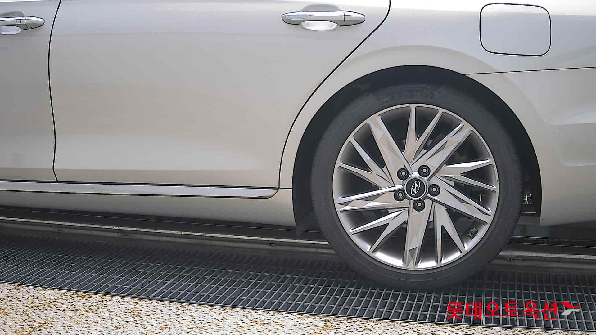2021 - hyundai grandeur