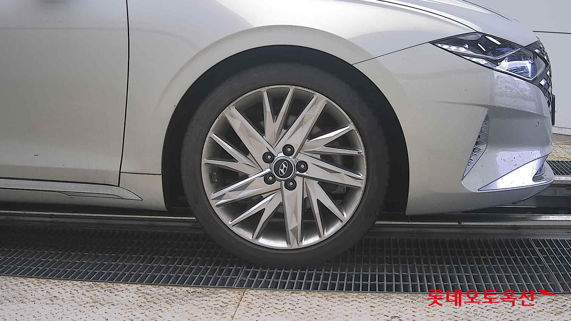 2021 - hyundai grandeur