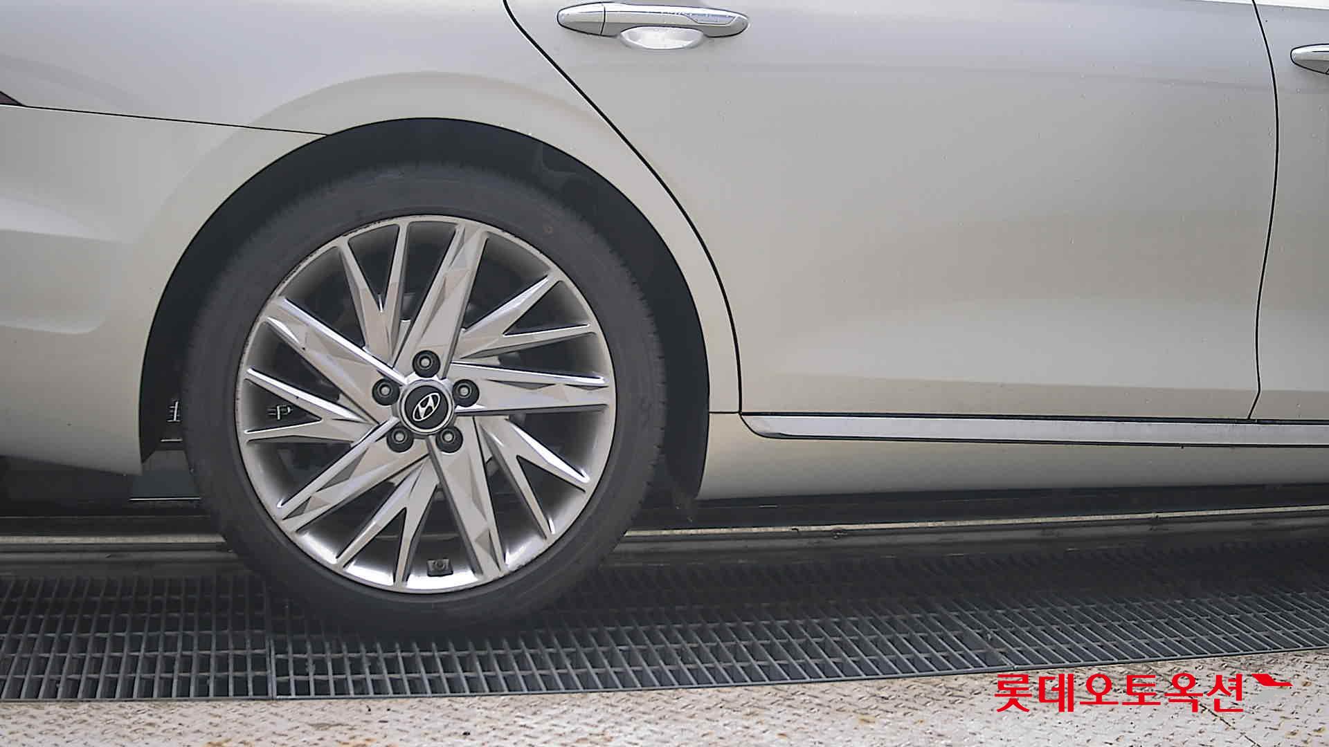 2021 - hyundai grandeur