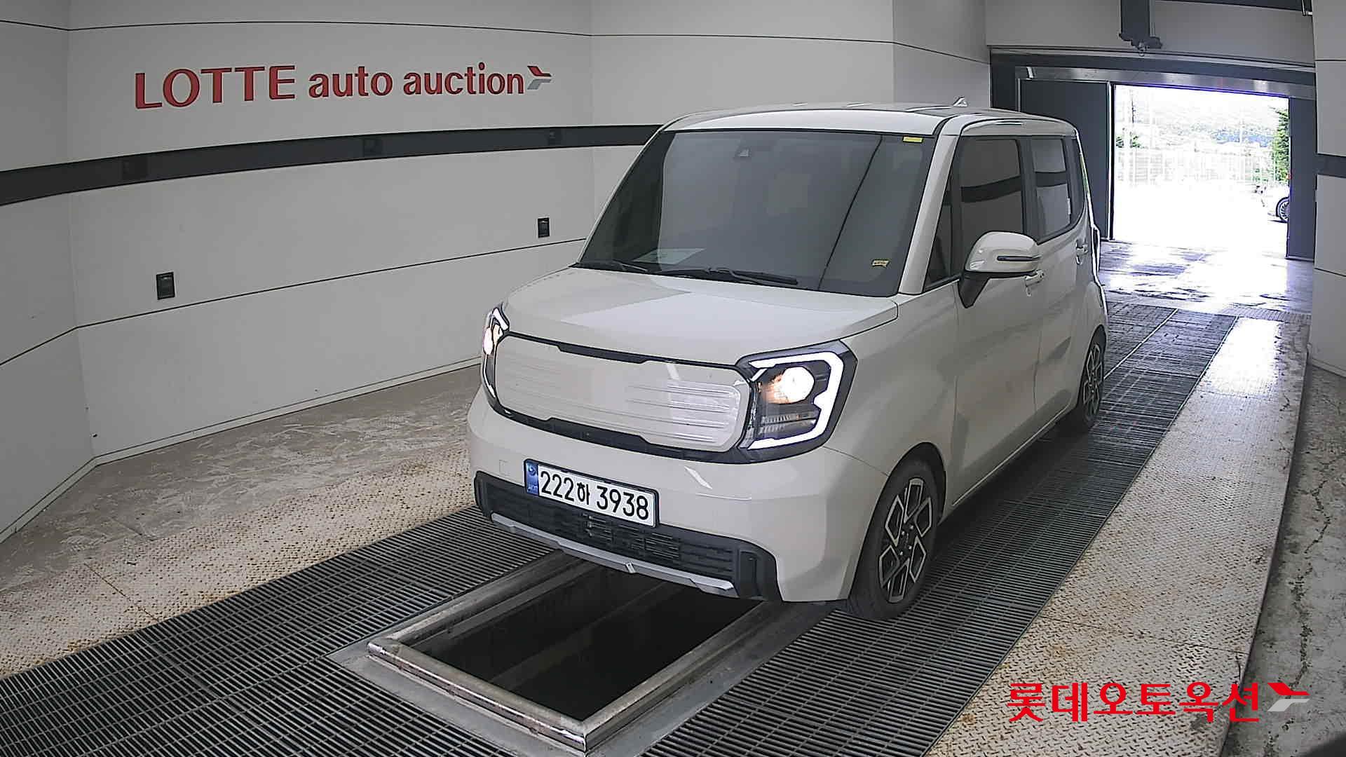 2023 - kia ray