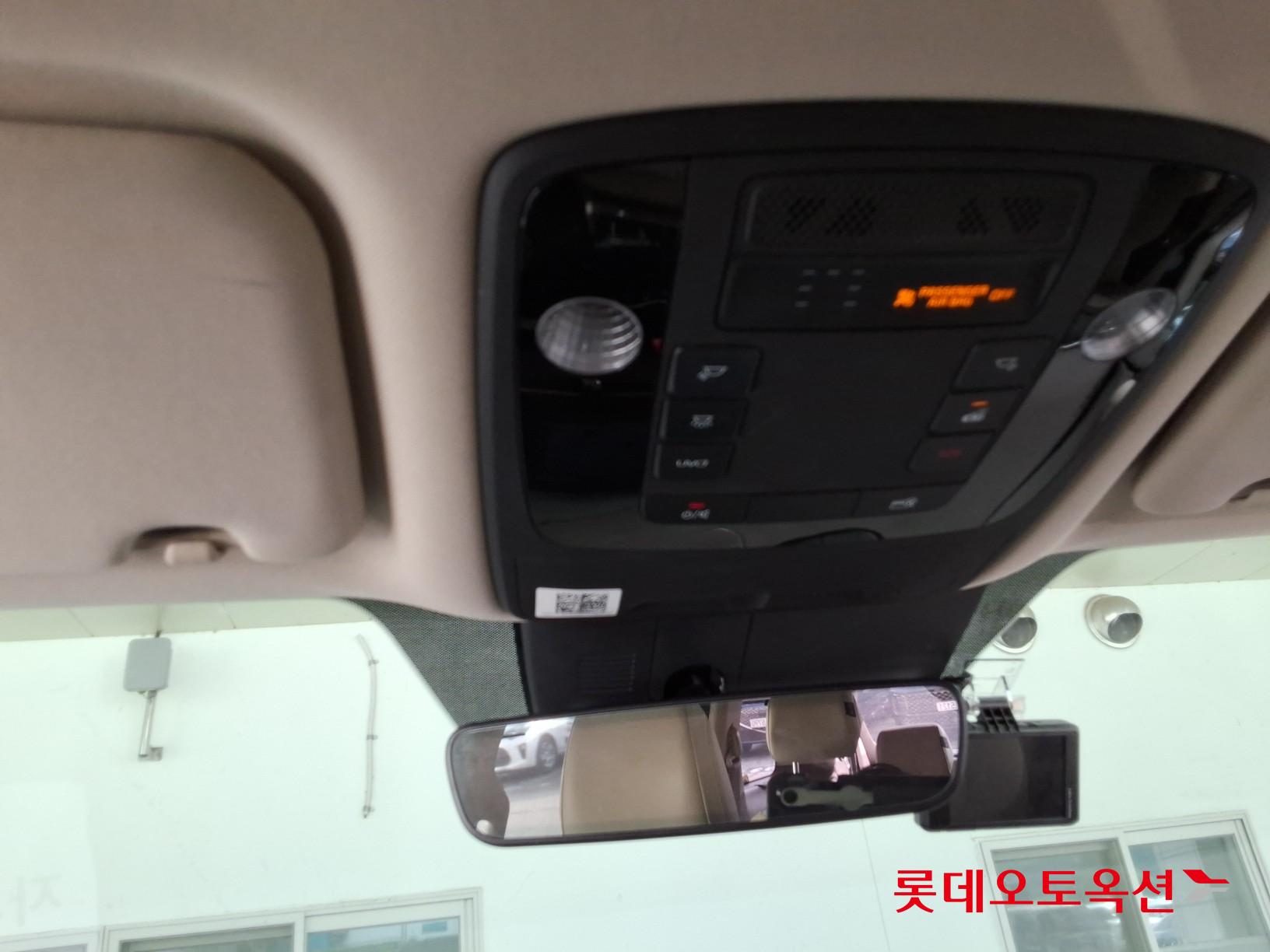 2021 - kia carnival