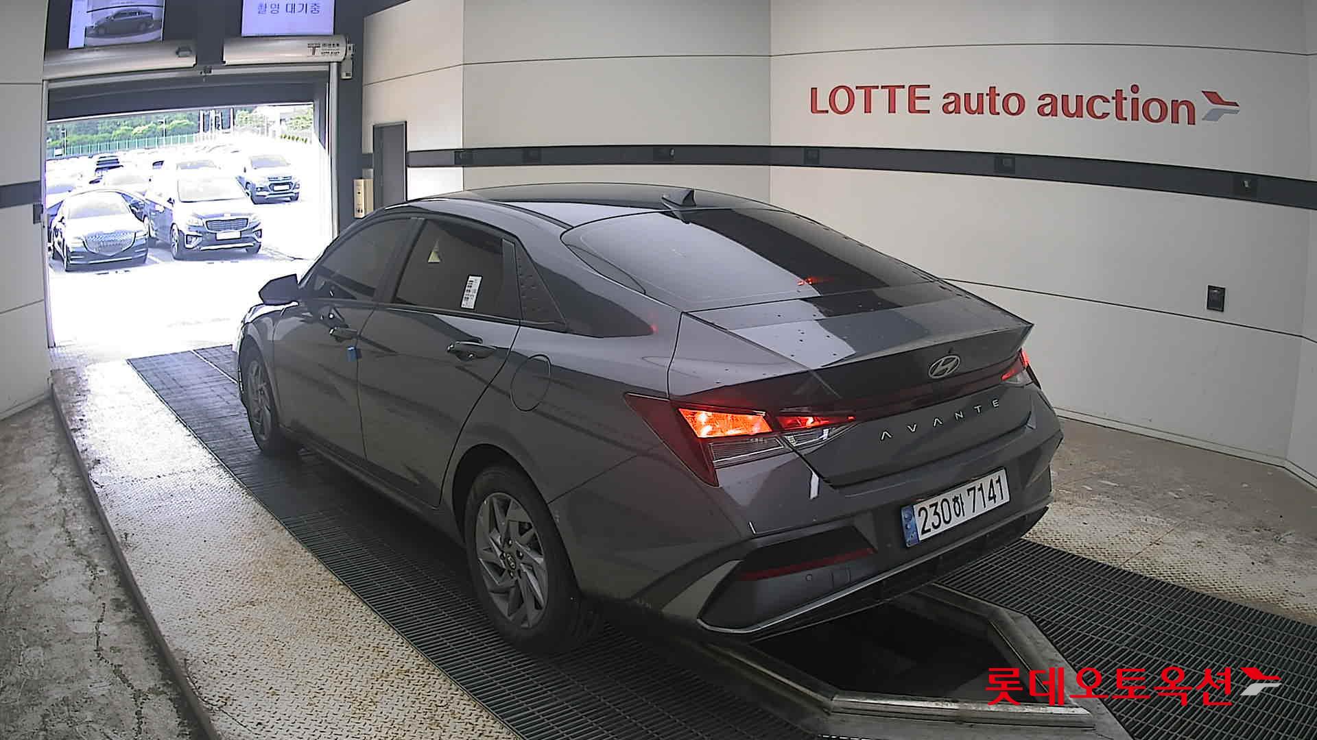 2025 - hyundai avante
