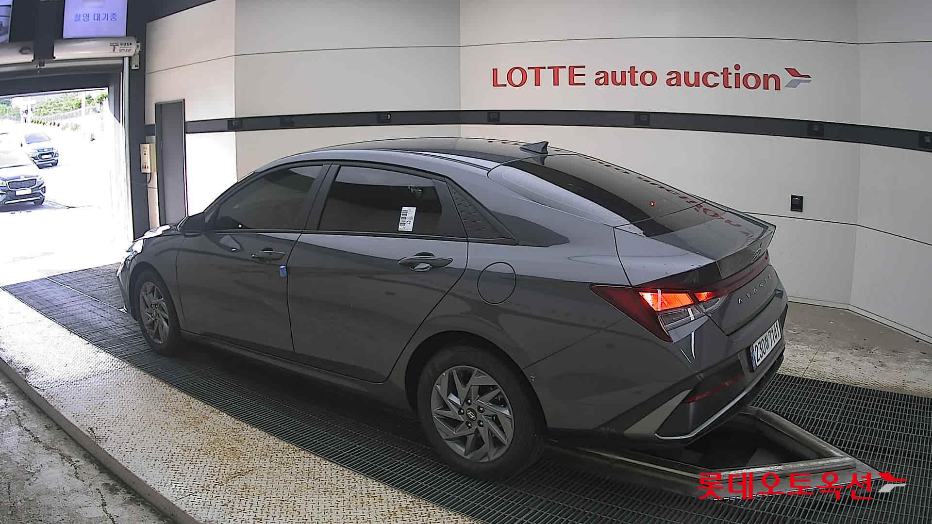 2025 - hyundai avante
