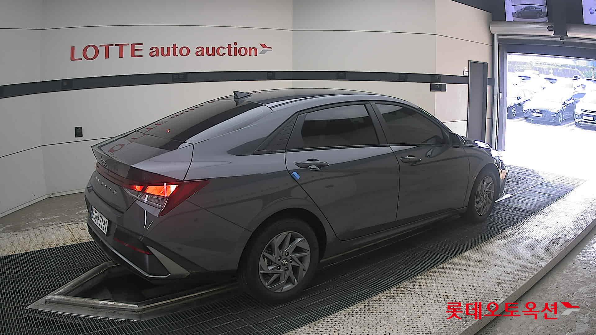 2025 - hyundai avante