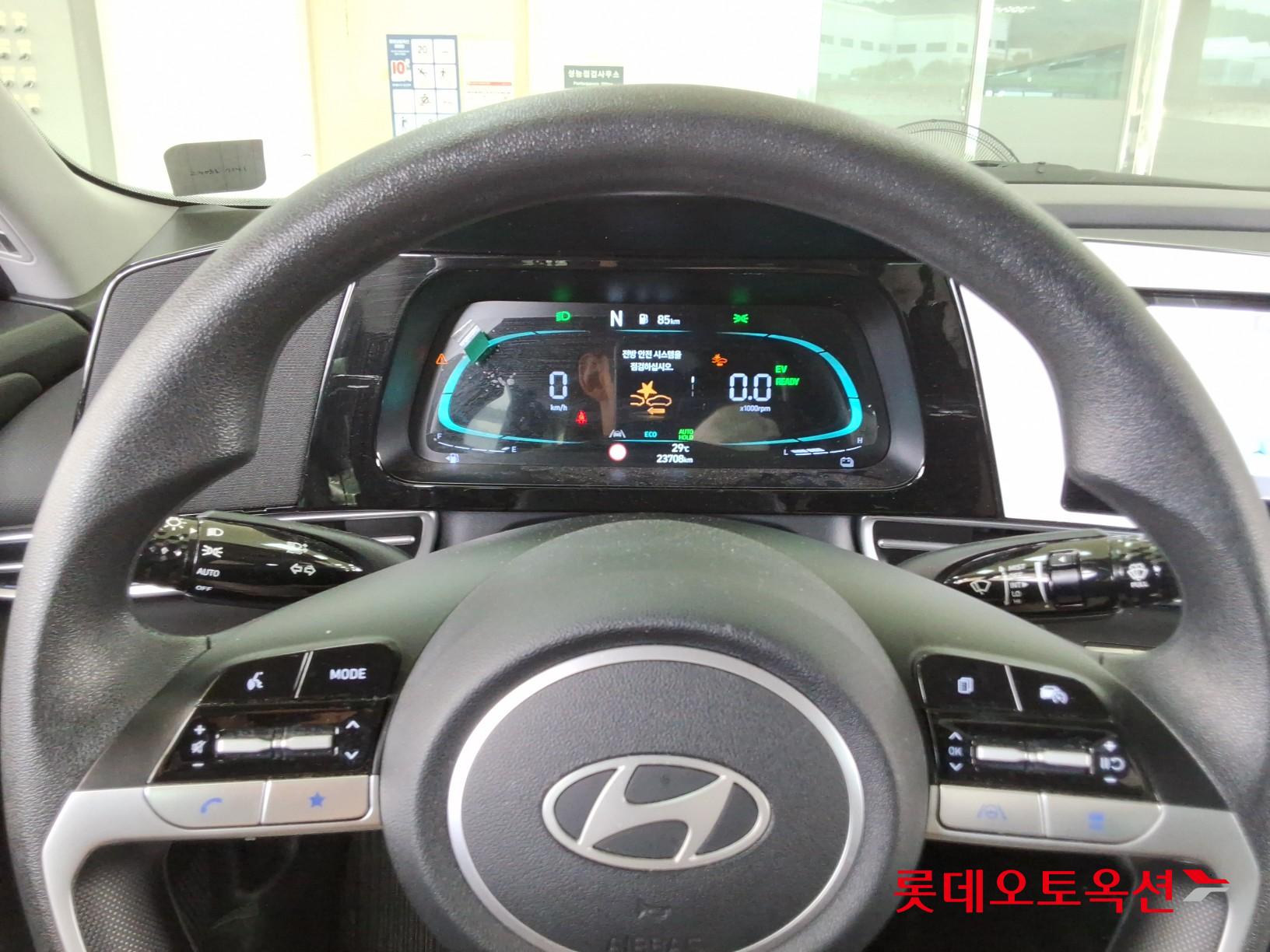 2025 - hyundai avante