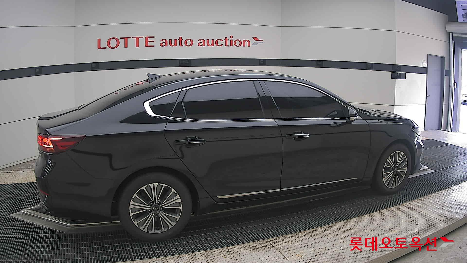2020 - kia k7